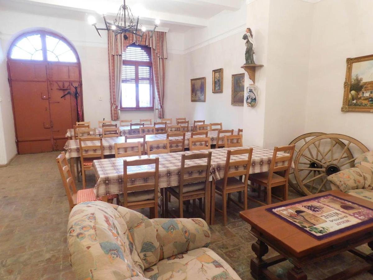 Joe Bacsi Rezidenciaja Daire Kisharsány Dış mekan fotoğraf